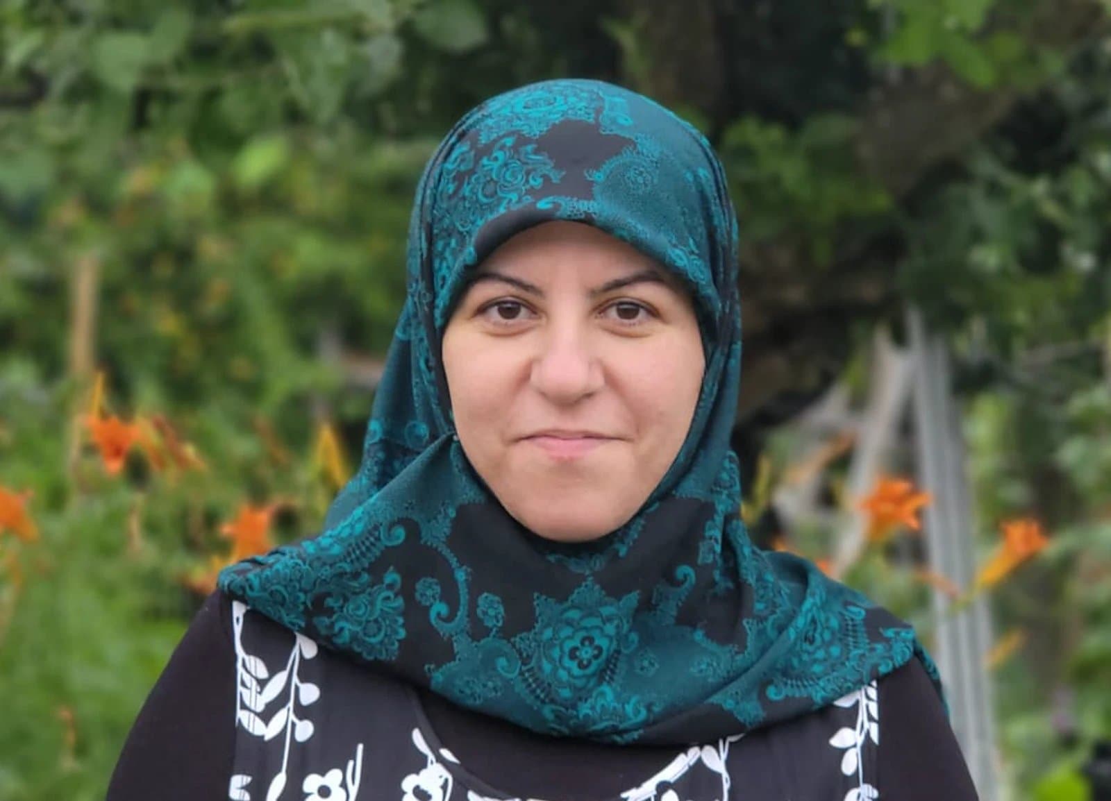 Portrait of May Al-Fartousi, Registered Psychotherapist